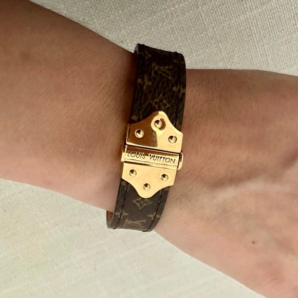Louis Vuitton Nano Bracelet - Picture 4 of 7
